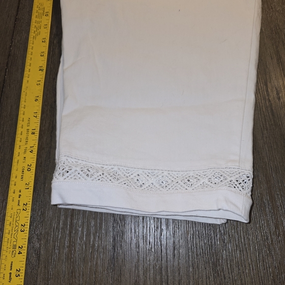 Ruby Rd. Size 24W White Jeans Nwt - Picture 3 of 9